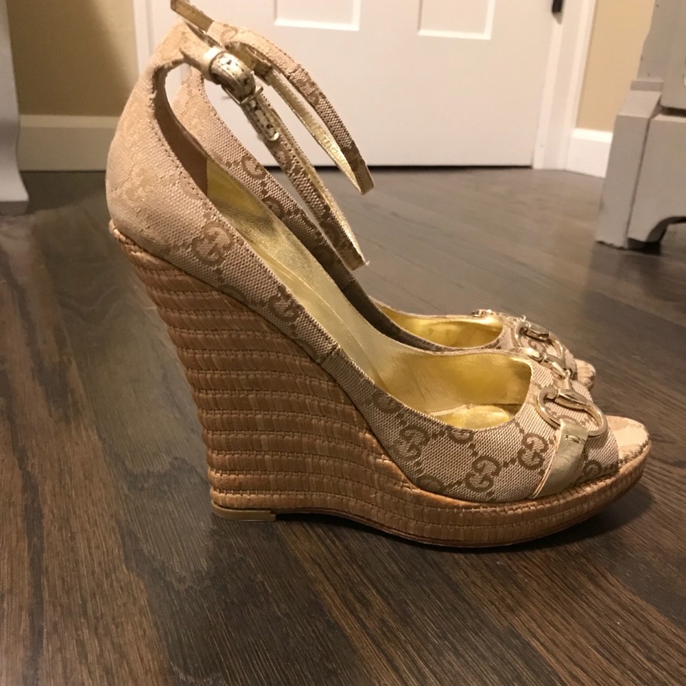 Gucci wedges, authentic